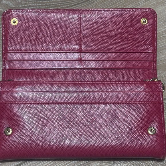 Prada Saffiano Leather Wallet On Chain Fuoco Red Gold Hardware Crossbody 1MH132 - Picture 8 of 16